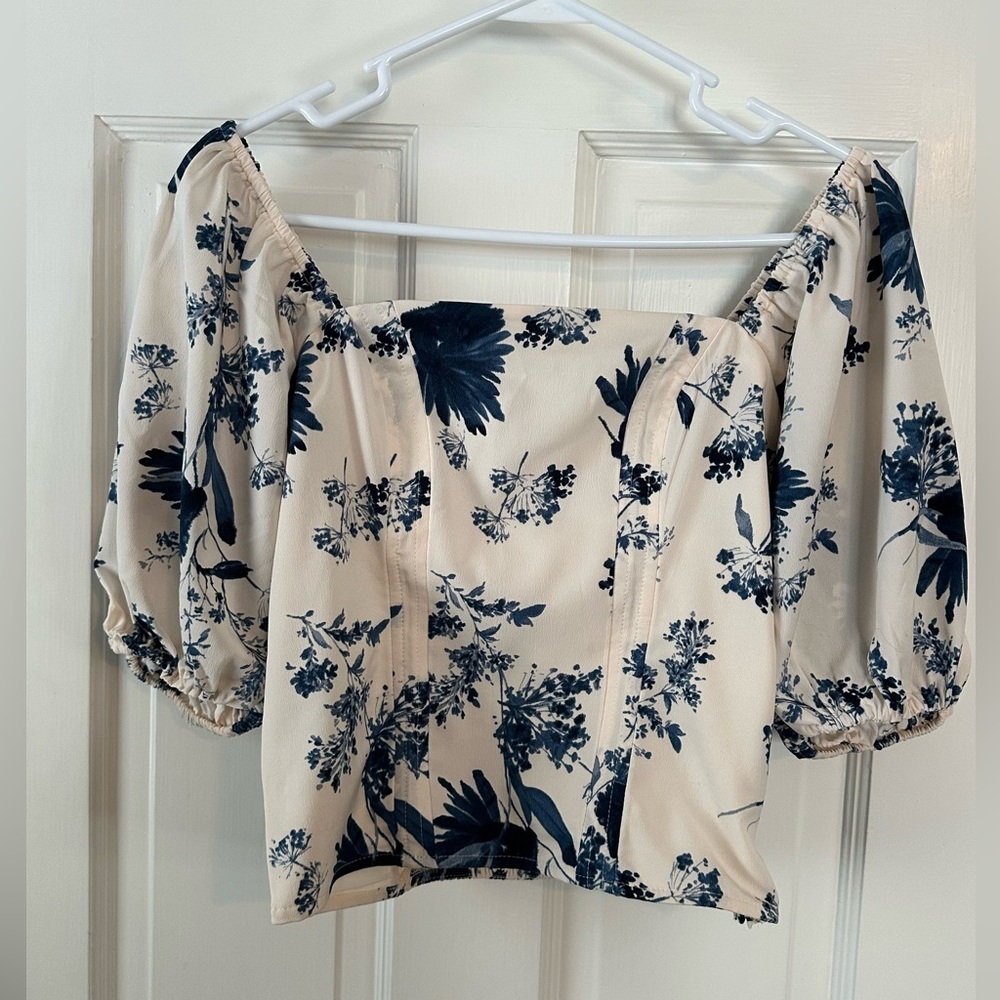 NWT Abercrombie & Fitch Floral Shirt